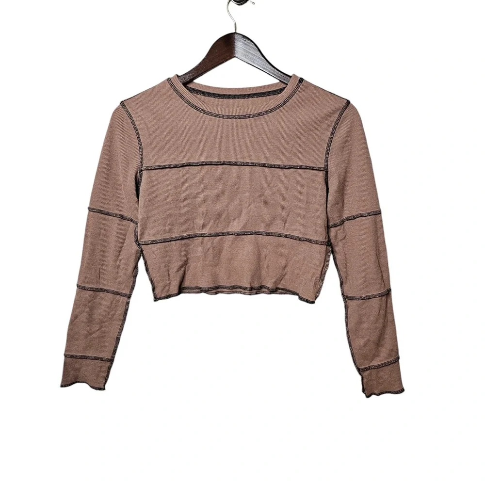 Brown & Black Exposed Seam Women’s Small Long Sleeve Crop Top Tee Shirt